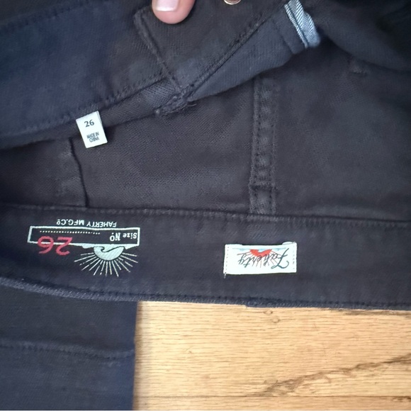 SOLD. Faherty Stretch Terry Patch Pocket Pant — Washed Black — Size 26 - Picture 6 of 11